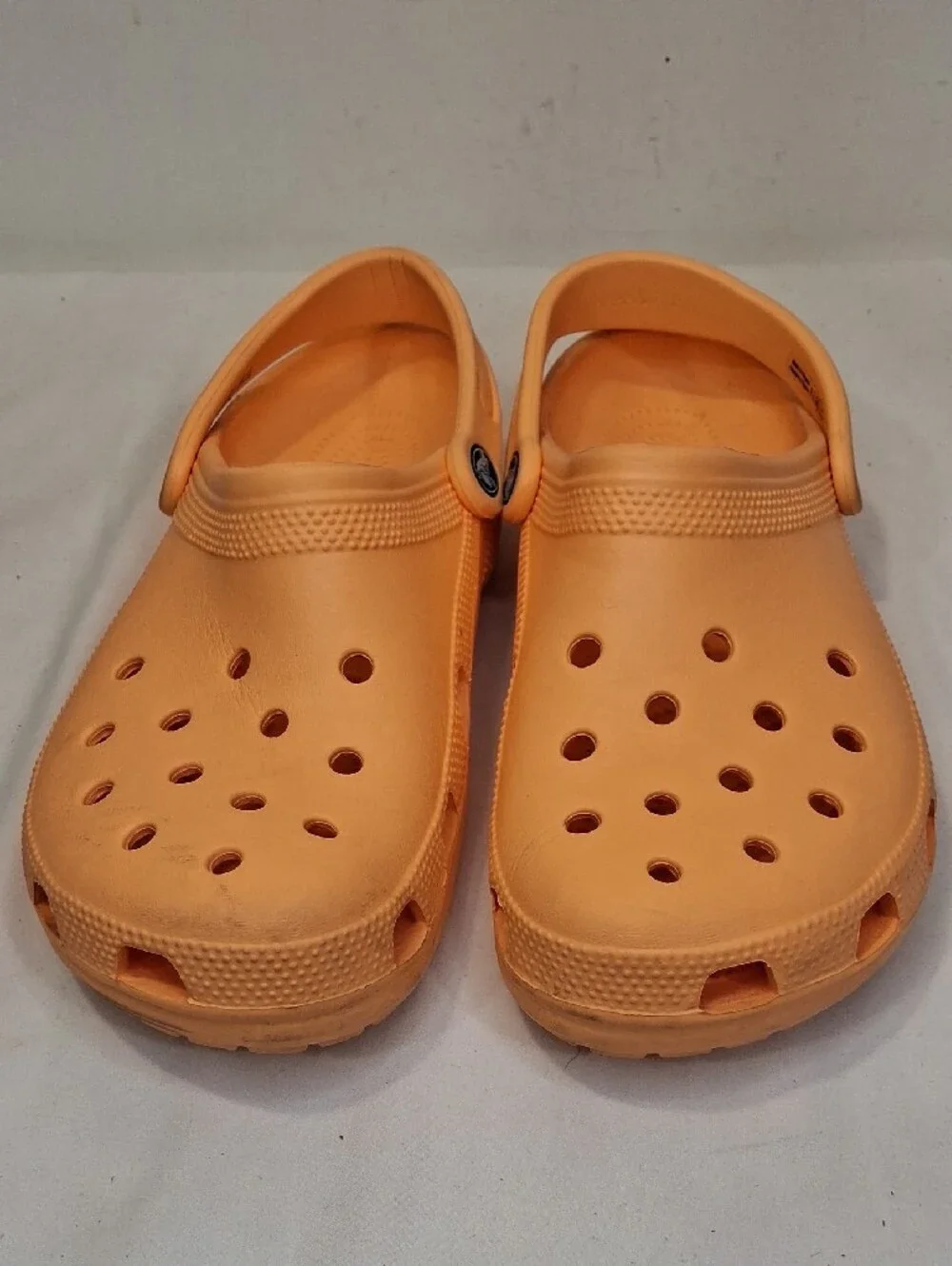 Mens/Womens CROCS Classic Clog in Bright Orange. Single Strap